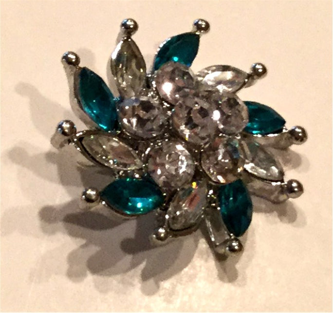 B1700 Teal Flower Snap on Button