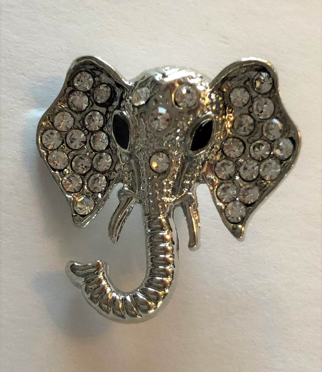 B4810 Crystal Elephant Button