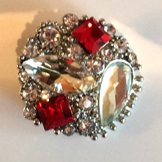 B5500 Large Red Crystal Button