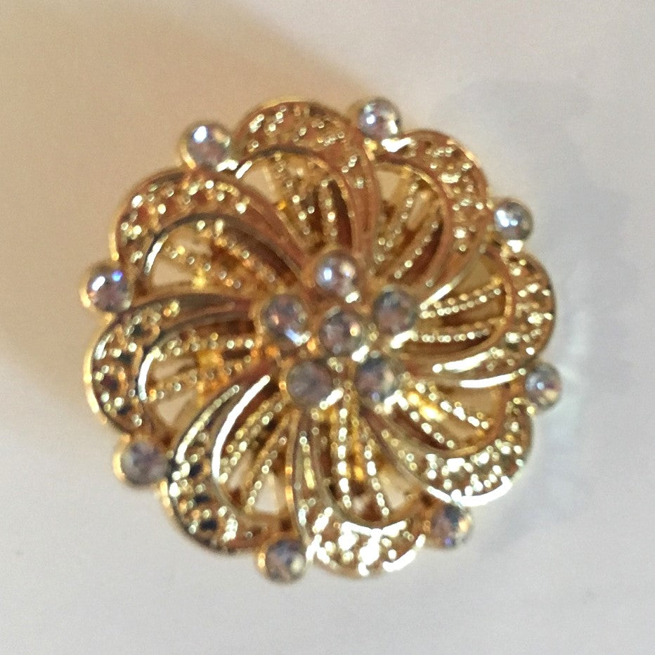 B8910 Round Gold Crystal Flower Button