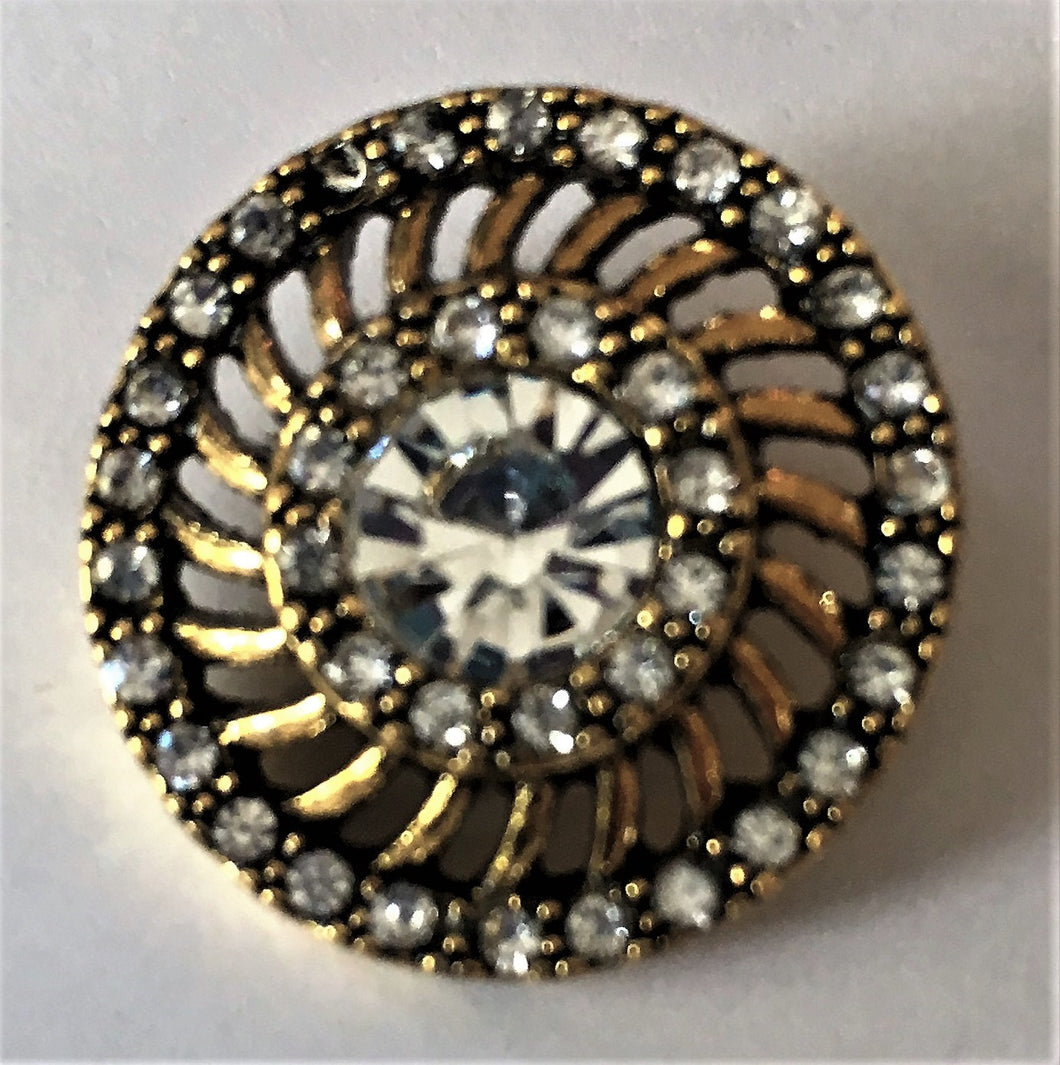 B9820 Round Goldtone Crystal Button