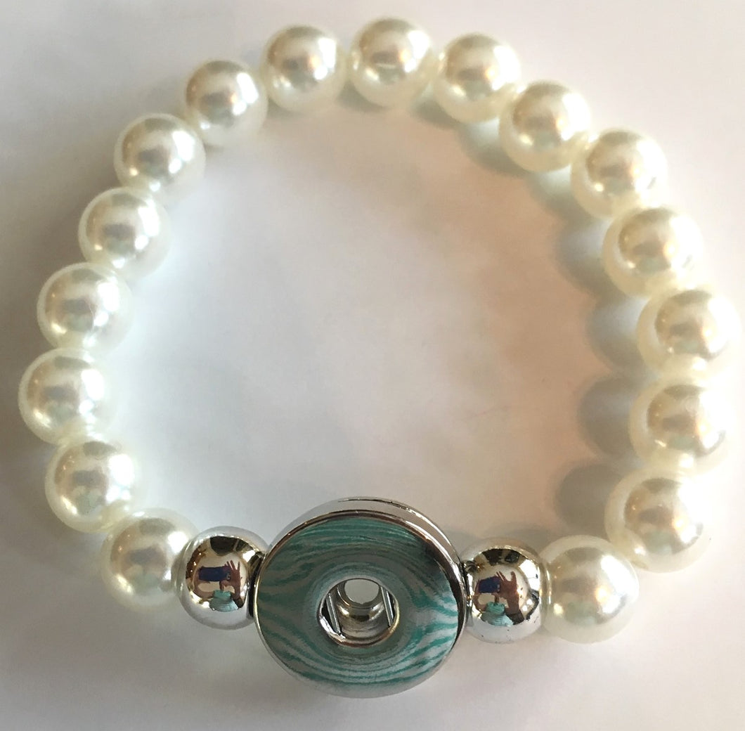 BR0100 Pearl Stretch Bracelet