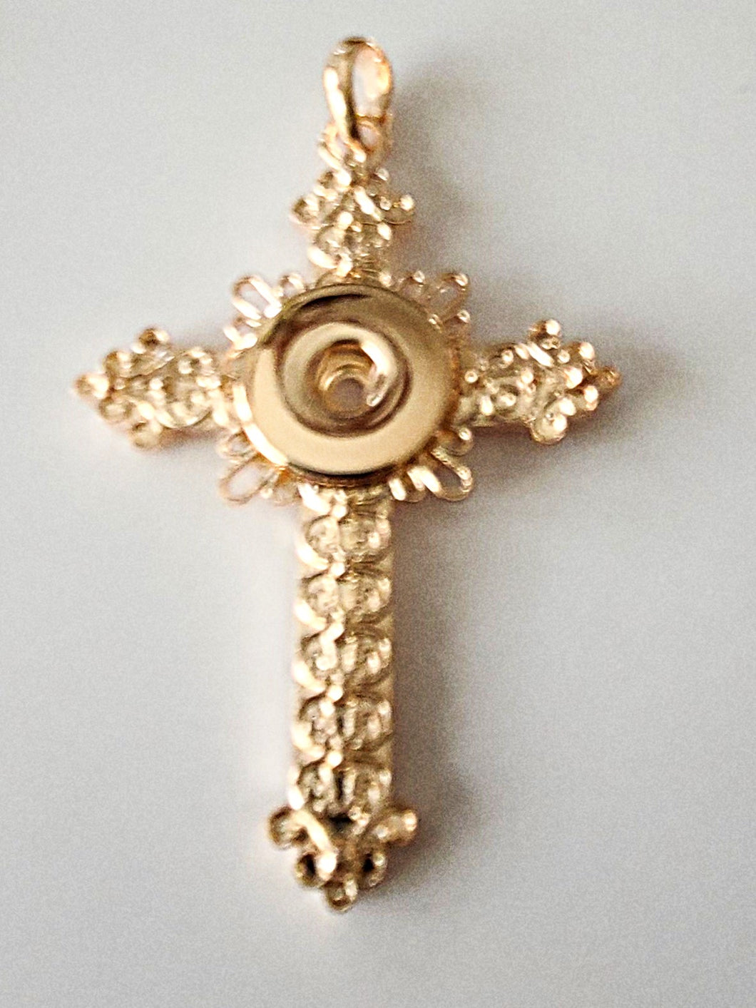 GP110 Elegant Rosegold Cross Pendant