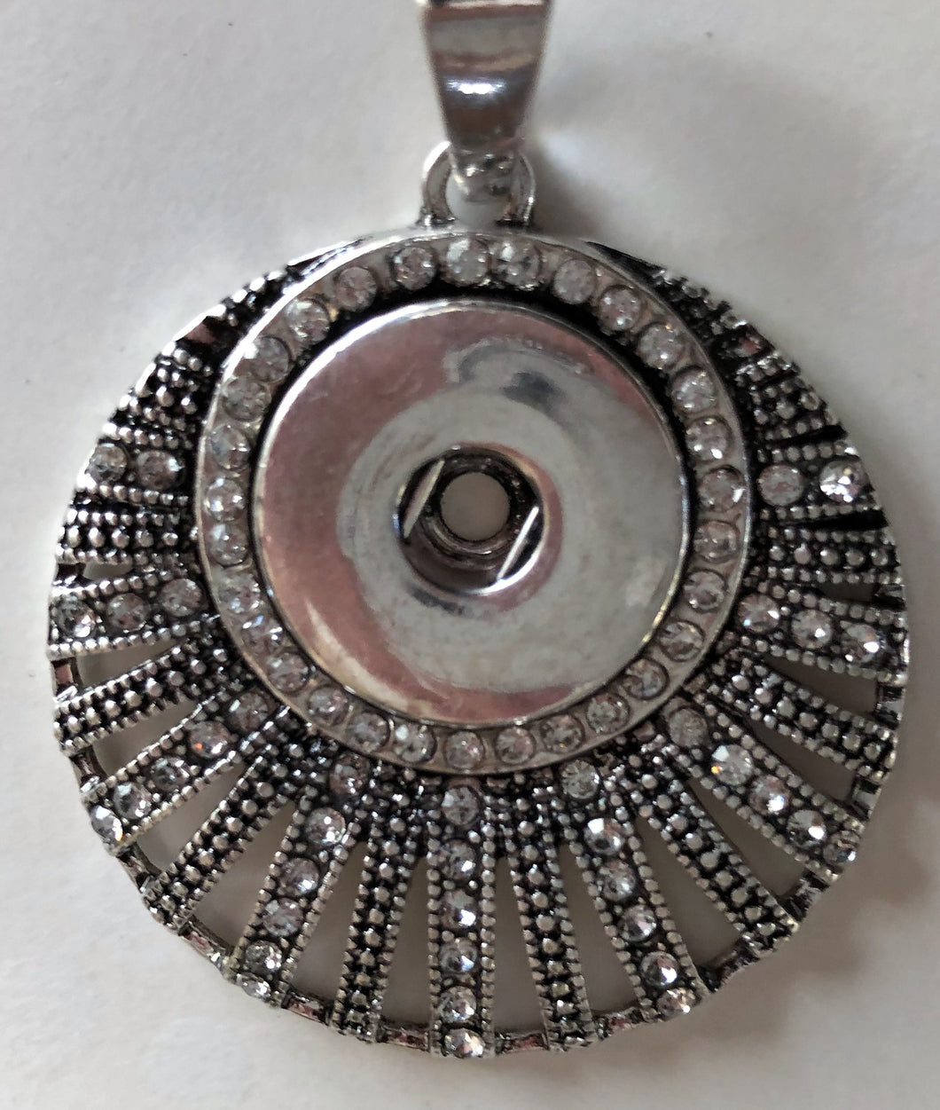 P1800 Silver Whirl Pendant