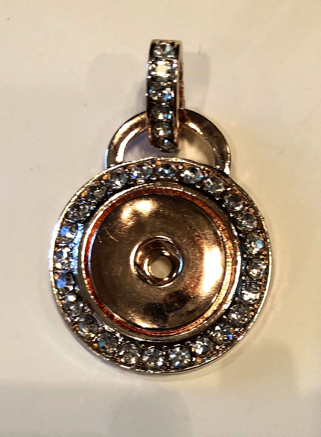 P1810 Gold tone Crystal Circle Pendant