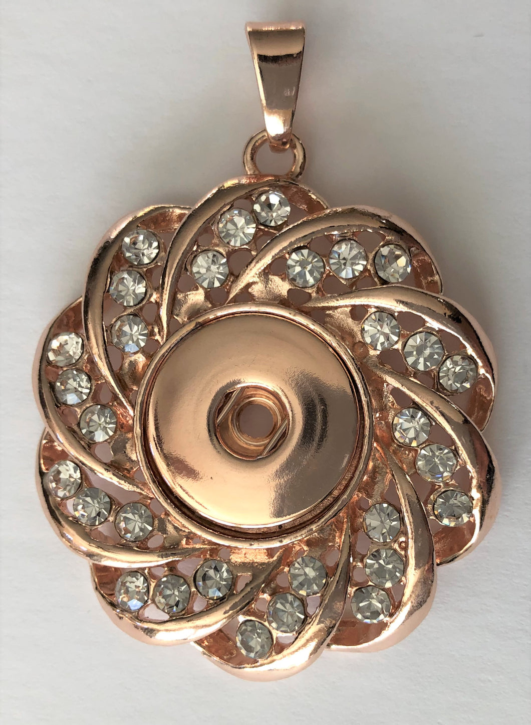 P1900 Crystal Rose gold Flower Pendant