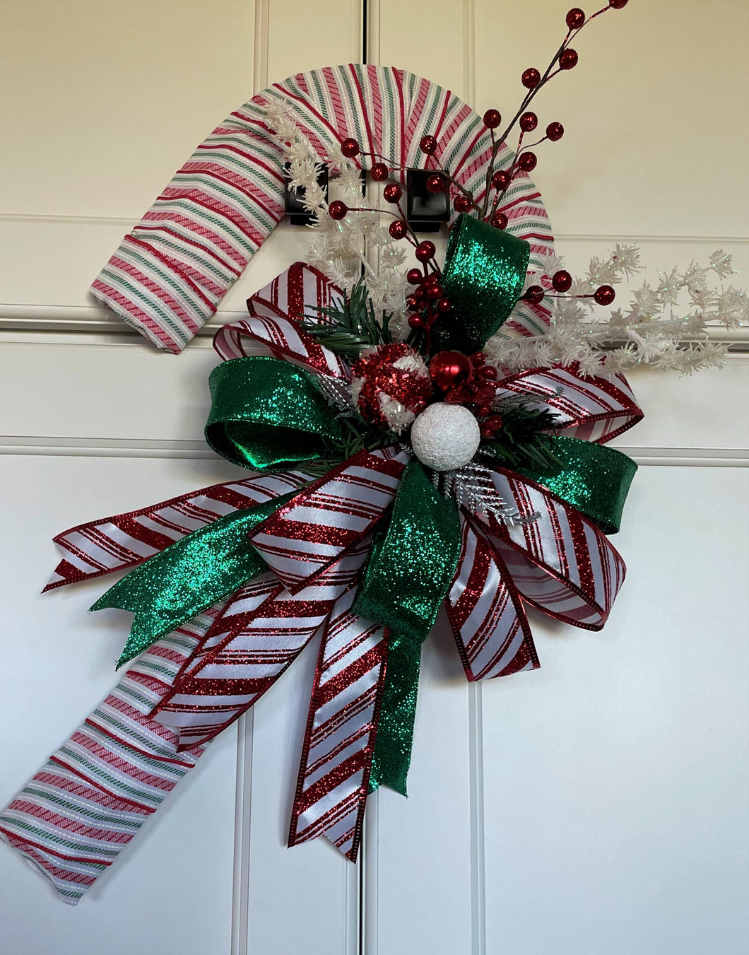 Wreath  Candy Cane Red and white striped