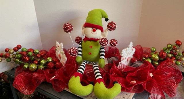 Wreath Elf Centerpiece