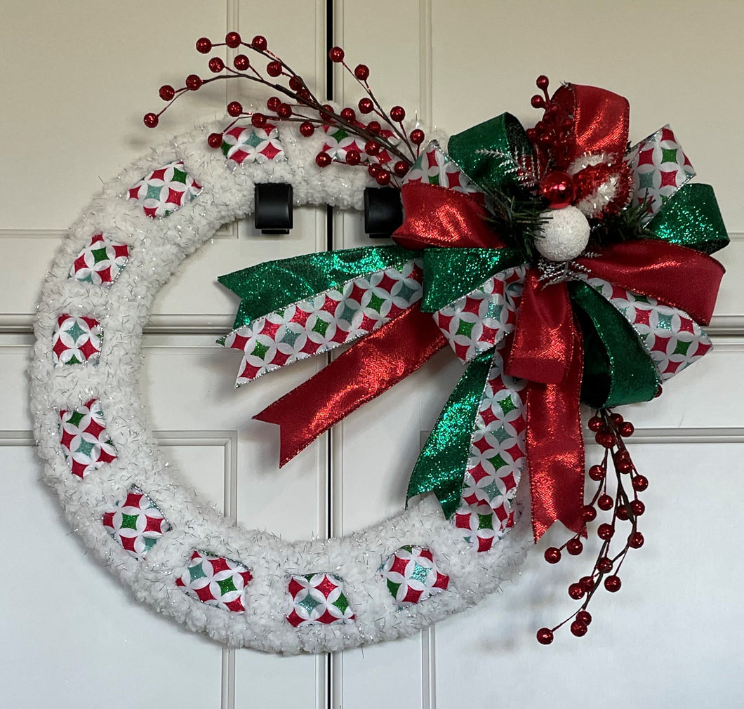 Wreath White round with Green and red Trim